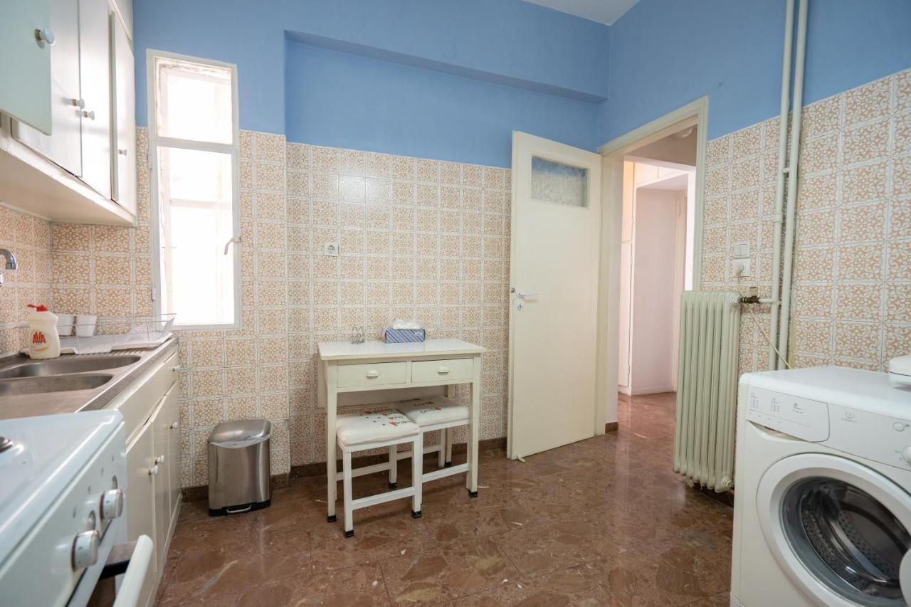Larissa Station Metro St. 2 Bedrooms 3 Pers. Flat Афины Экстерьер фото